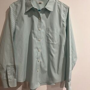 L.L. Bean Men's Green Striped Shirt. L H-30